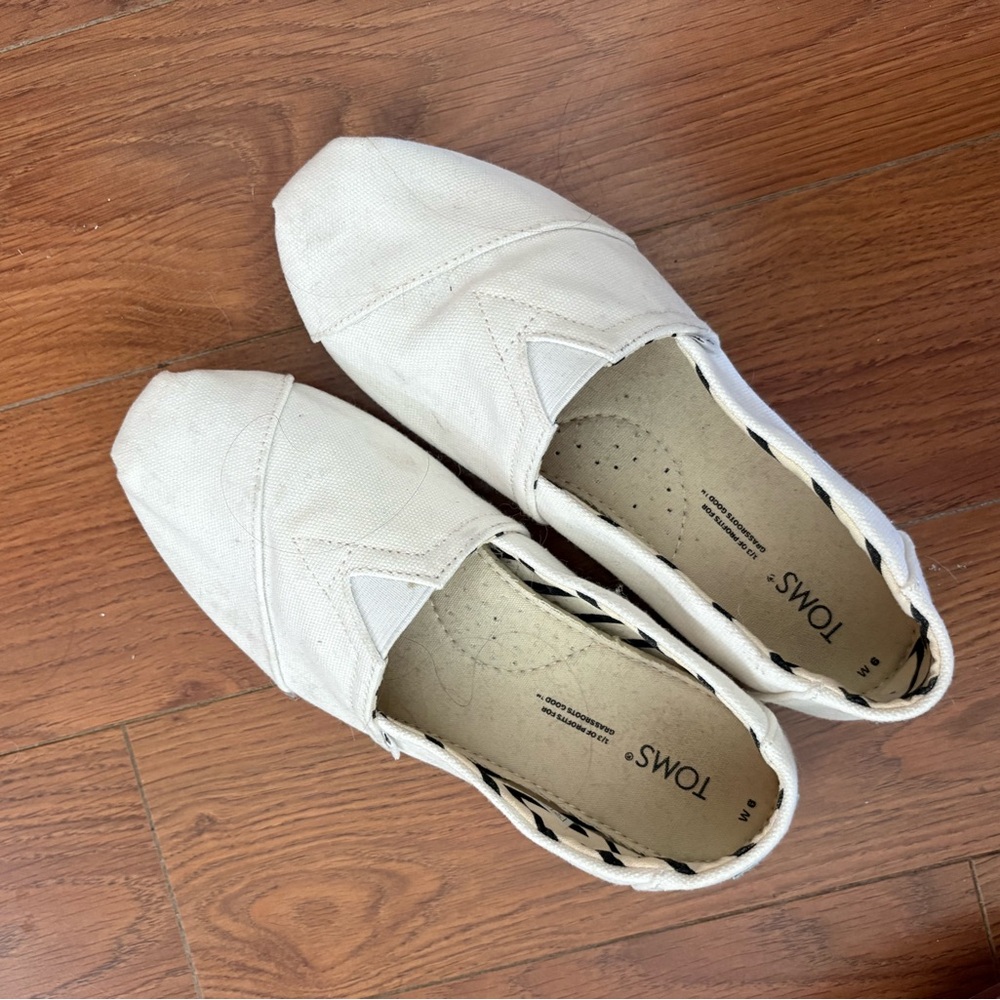TOMS Cream Chevron Slip-Ons
